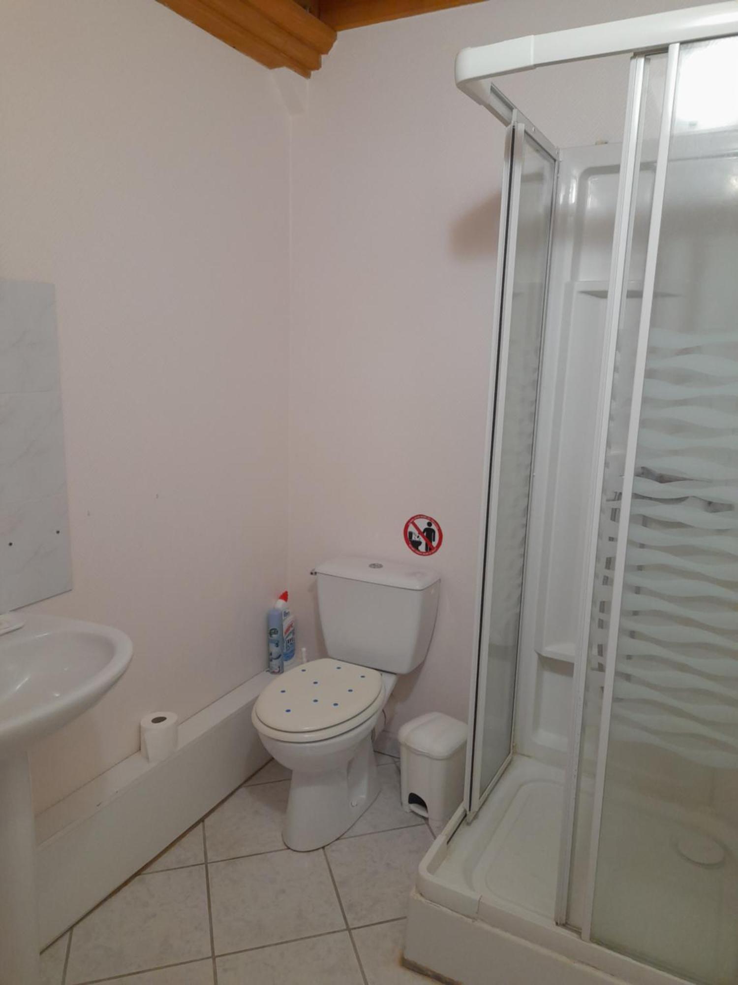 Domaine De La Tour Carree - 3 Chambres Benoitville Dış mekan fotoğraf